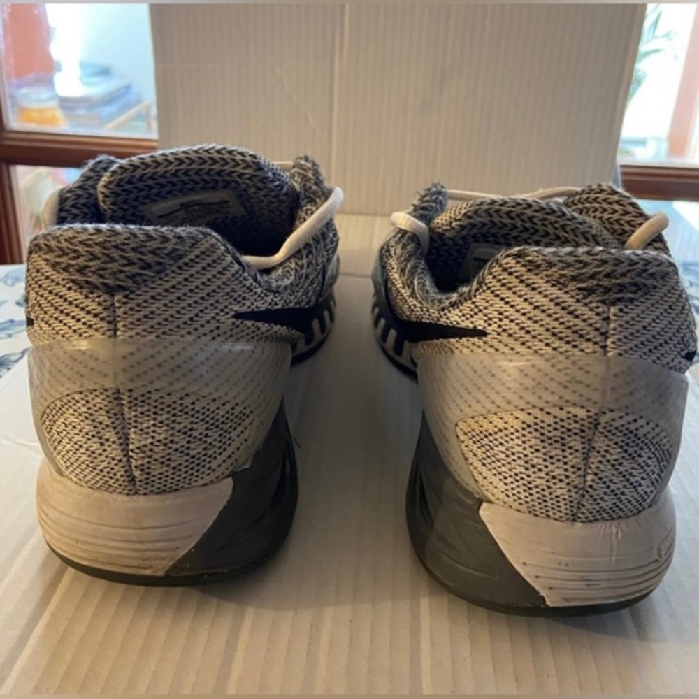 Nike Air Zoom Odyssey Sneakers - Picture 2 of 6